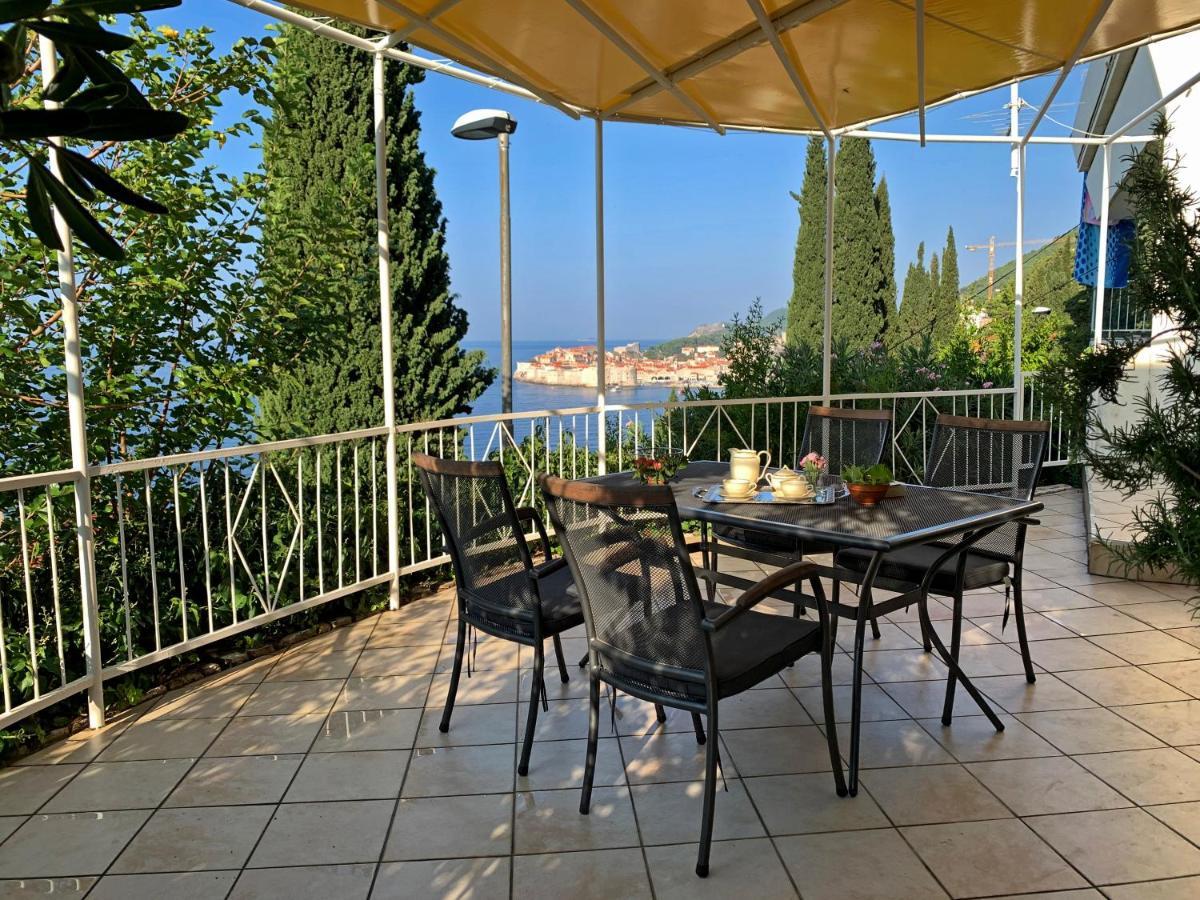 Perfect Sea View Terrace Apartment Zlatni Potok ドゥブロブニク エクステリア 写真
